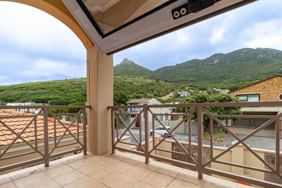 4 Bedroom Property for Sale in Northshore Western Cape